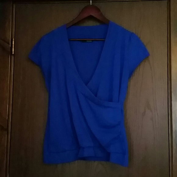 Wrap style sweater