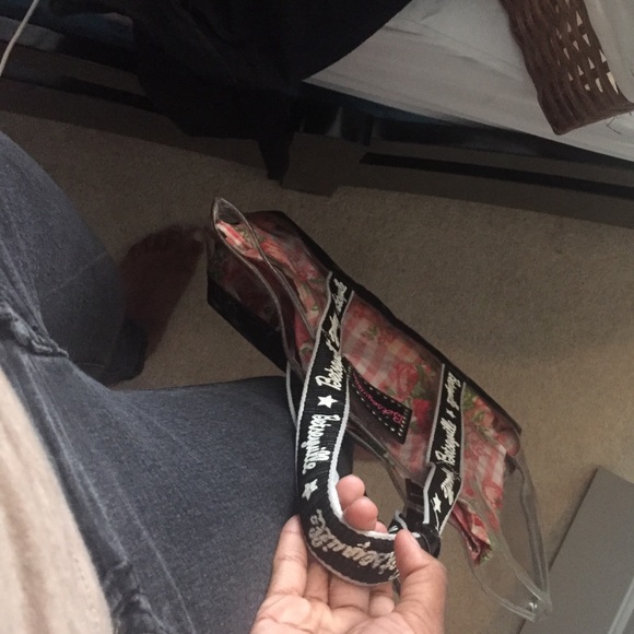 Purse - Picture 2 of 2