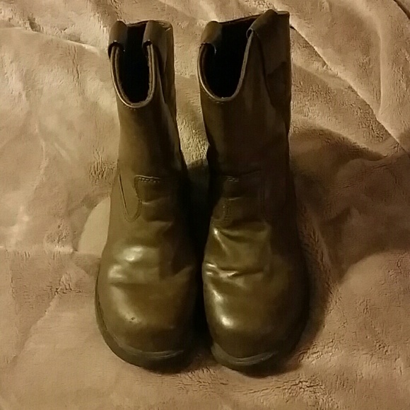 Kids boots