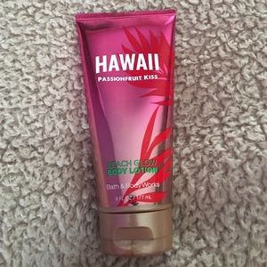 Bath and body beach glow body lotion