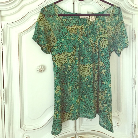 Green and yellow floral blouse!