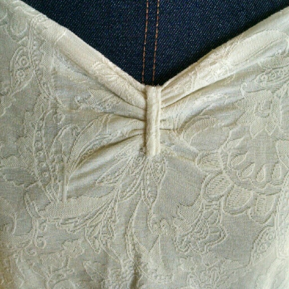 Textured top - Picture 2 of 4