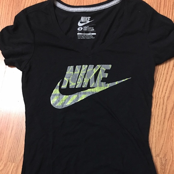 Nike T Shirt