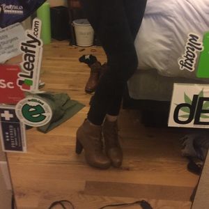 Steve Madden boot heels