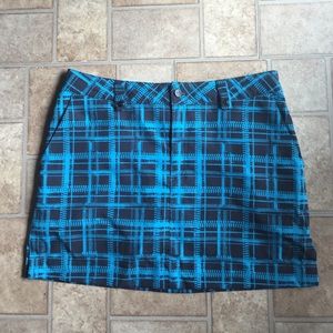 Purchased on Poshmark... Too big for me.