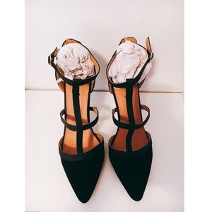 Caged Style Black Pumps / Heels