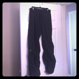 Under Armor running/lounge pants. Worn once.