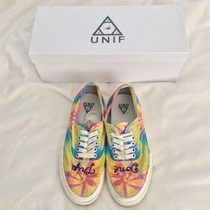 ‼️HOLD‼️ UNIF Don't Trip Sneakers