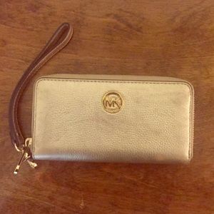 Michael Kors tech wristlet