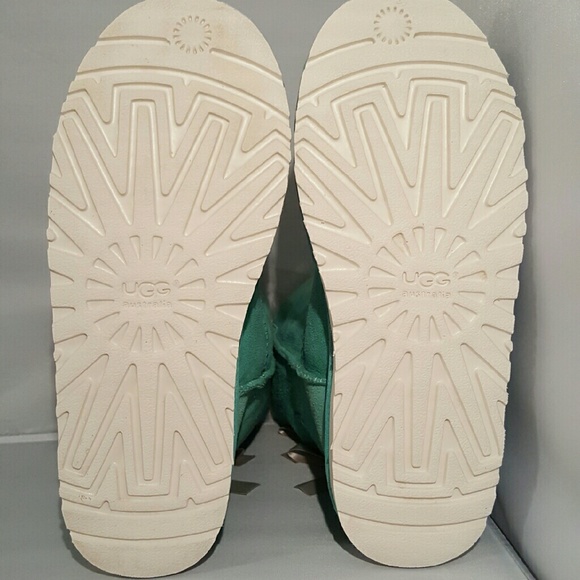 ❌SOLD❌Tiffany Blue Baily Bow UGGS Sz 7 NIB🎉 - Picture 3 of 4