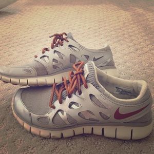 💋PRICE DROP💋Nikes