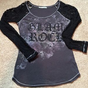 Maurice's lacey sleeved Glam Rock shirt