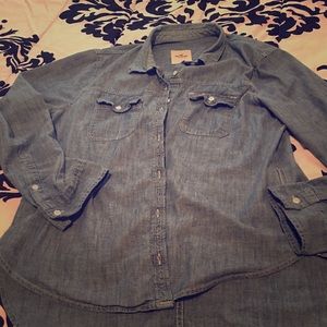 Hollister Chambray