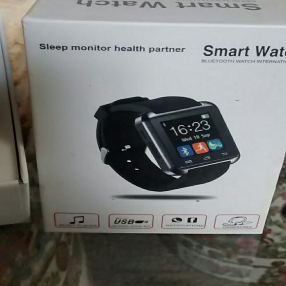 🔚SOLD🔚Smart Watch New in Box - Picture 2 of 2