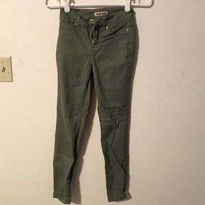 Green skinny kinda stretch pants
