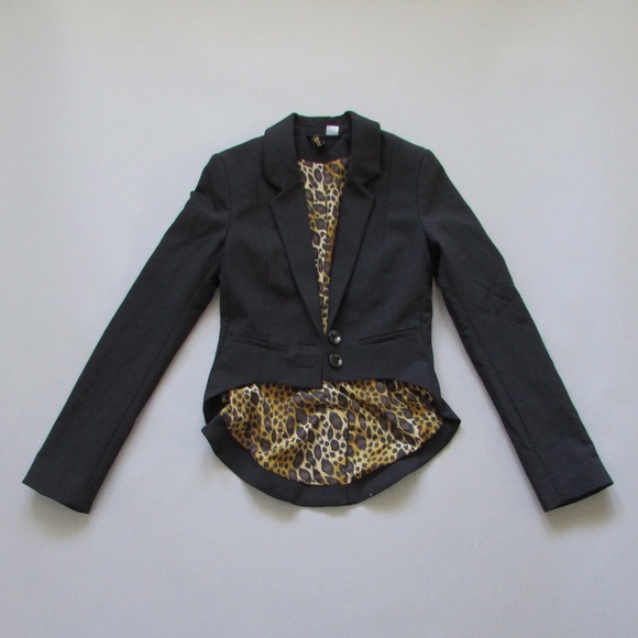 🔺SOLD🔻Divided Blazer by H&M