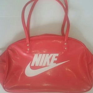 Womens Nike Heritage Leather Shoulder Travel Bag