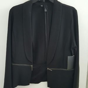 NWT blazer with zipper detail size xl