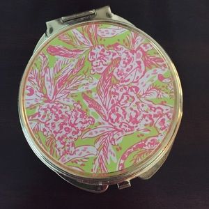 Lilly Pulitzer compact