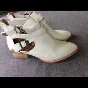 Jeffery Campbell white Everly bootie
