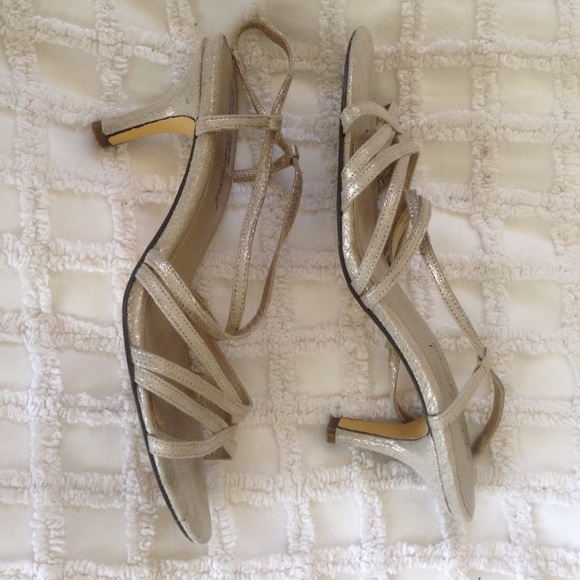 Strappy metallic sandals - Picture 2 of 2