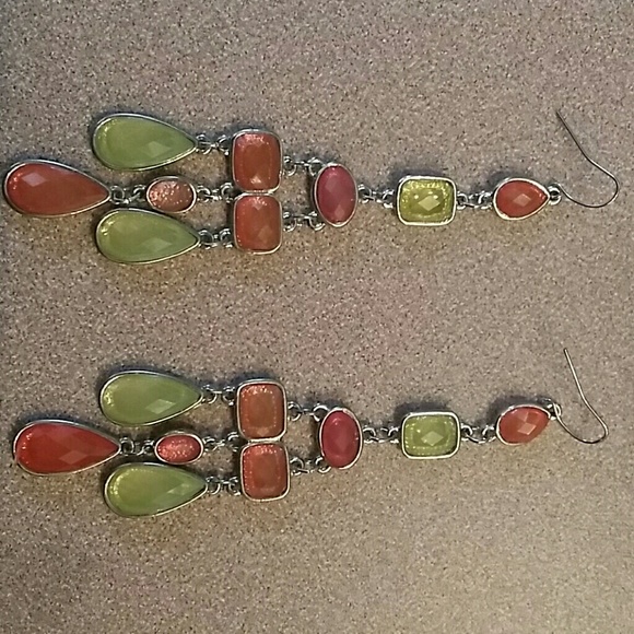 Earrings - Picture 2 of 3