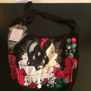 Snow White shoulder tote