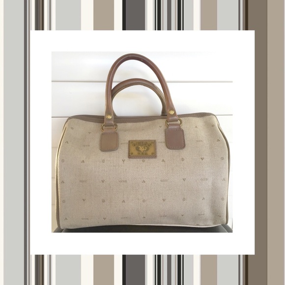 Guess Handbags - ⚫️ BOGO 1/2 OFF Guess Logo Satchel Style Purse