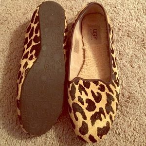 Ugg flats!