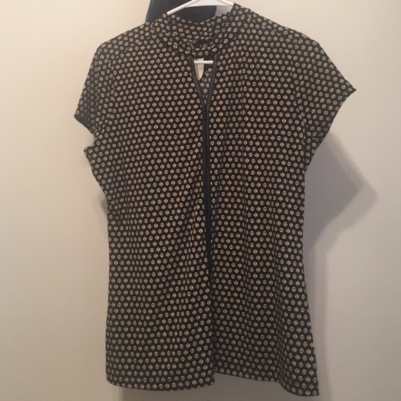 Super cute work top