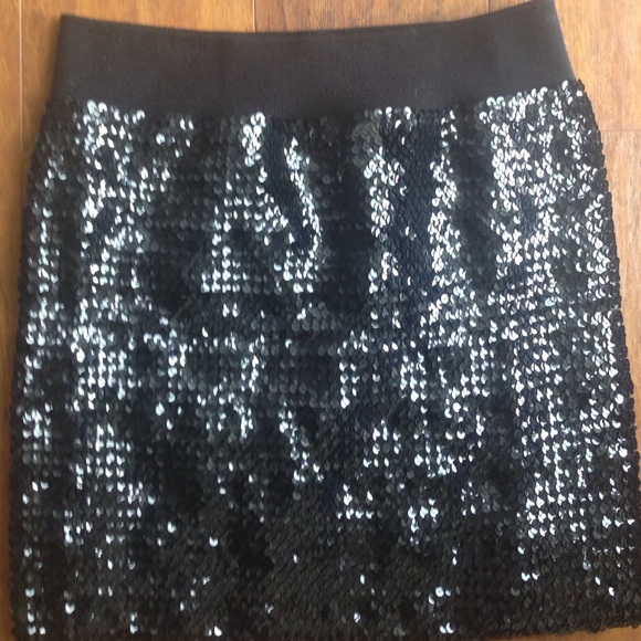 Black Sequin Skirt - Picture 2 of 4