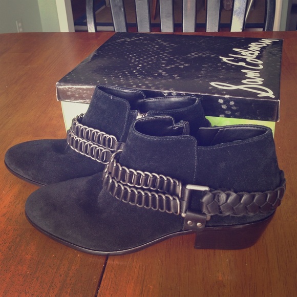 Black Sam Edelman bootie - Never been worn!