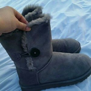 Bundle Womans Ugg boots bundle size 7 and 8