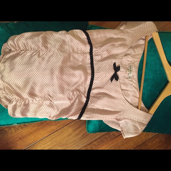 Size 8❤top️🍒 Nanette Lepore