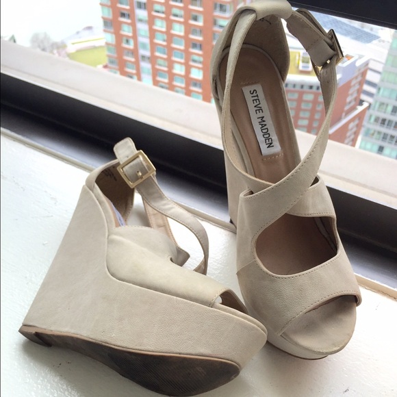 Steve Madden Wedges
