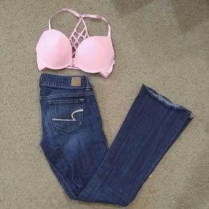 Pink bra with fun back and AE jeans :)
