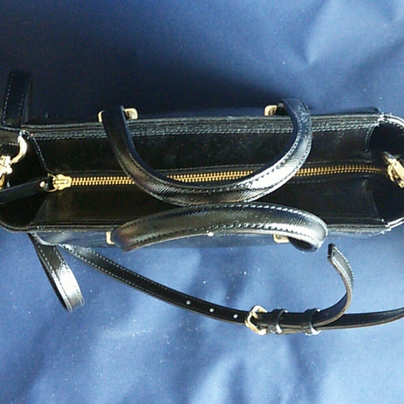 🚫🚫SOLD 🚫🚫Kate Spade small Hayden tote - Picture 3 of 4