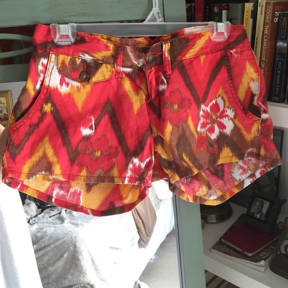 Lucky Brand Hawaiian shorts