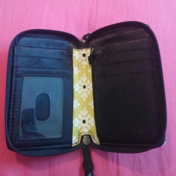 Vera bradley phone wristlet - Picture 2 of 3