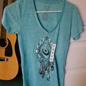 Empyre shirt nwot bought from zumiez