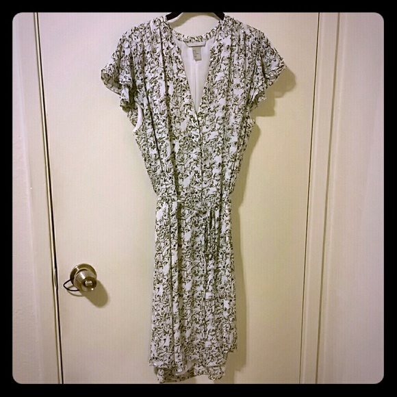 White patterned dress