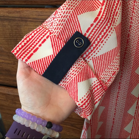 NWT boutique top size L - Picture 2 of 2