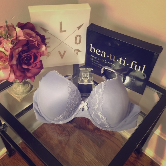 Victoria Secret Brassiere