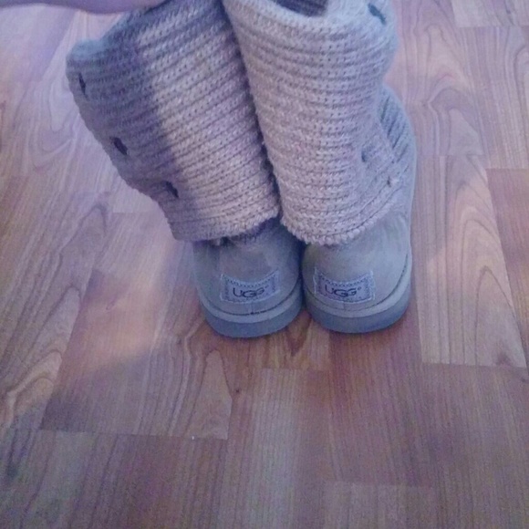 Knitted uggs - Picture 2 of 3