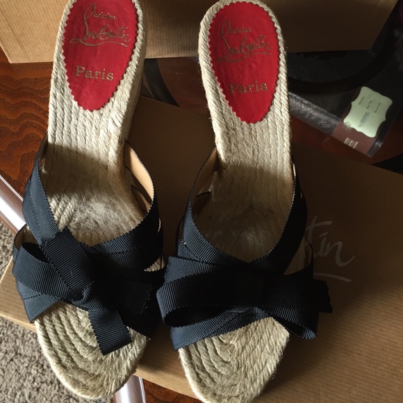 ❗️SOLD Auth Christian Louboutin Shoes✨ - Picture 2 of 4