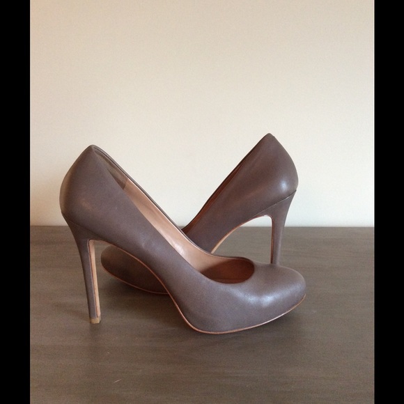 Gray Ann Taylor Heels
