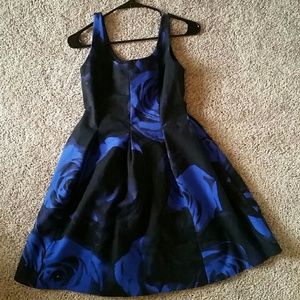 GAP size 4 dress