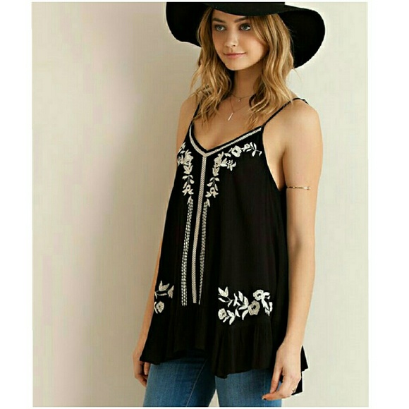 BLACK  RUFFLED EMBROIDERY TOP ‼️LAST‼️ - Picture 2 of 4