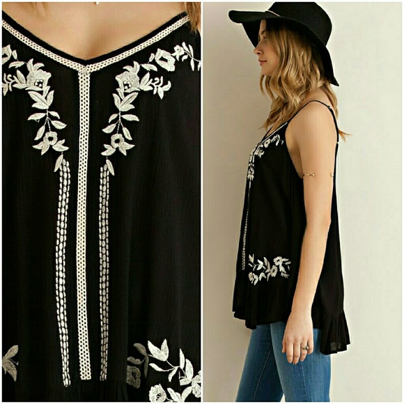 BLACK  RUFFLED EMBROIDERY TOP ‼️LAST‼️ - Picture 3 of 4