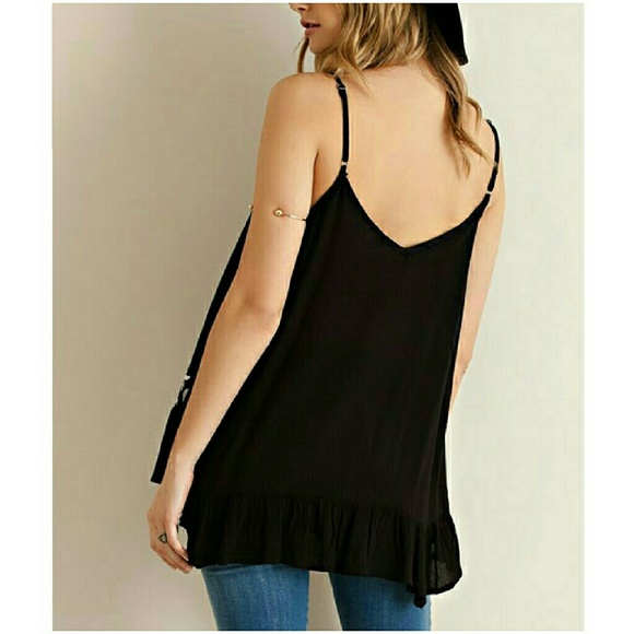 BLACK  RUFFLED EMBROIDERY TOP ‼️LAST‼️ - Picture 4 of 4